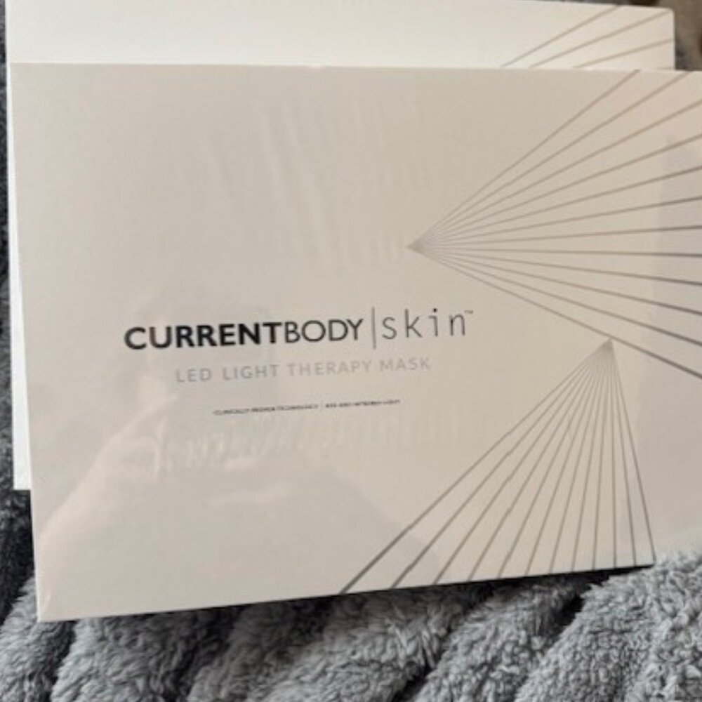 Currenthbody Skin Led Light Therapy Mask - New